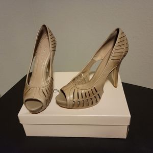 BCBGeneration 9.5, Beige heels